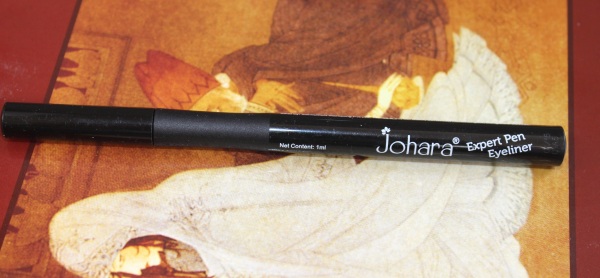 Johara Cosmetics Expert Pen Eyeliner Review